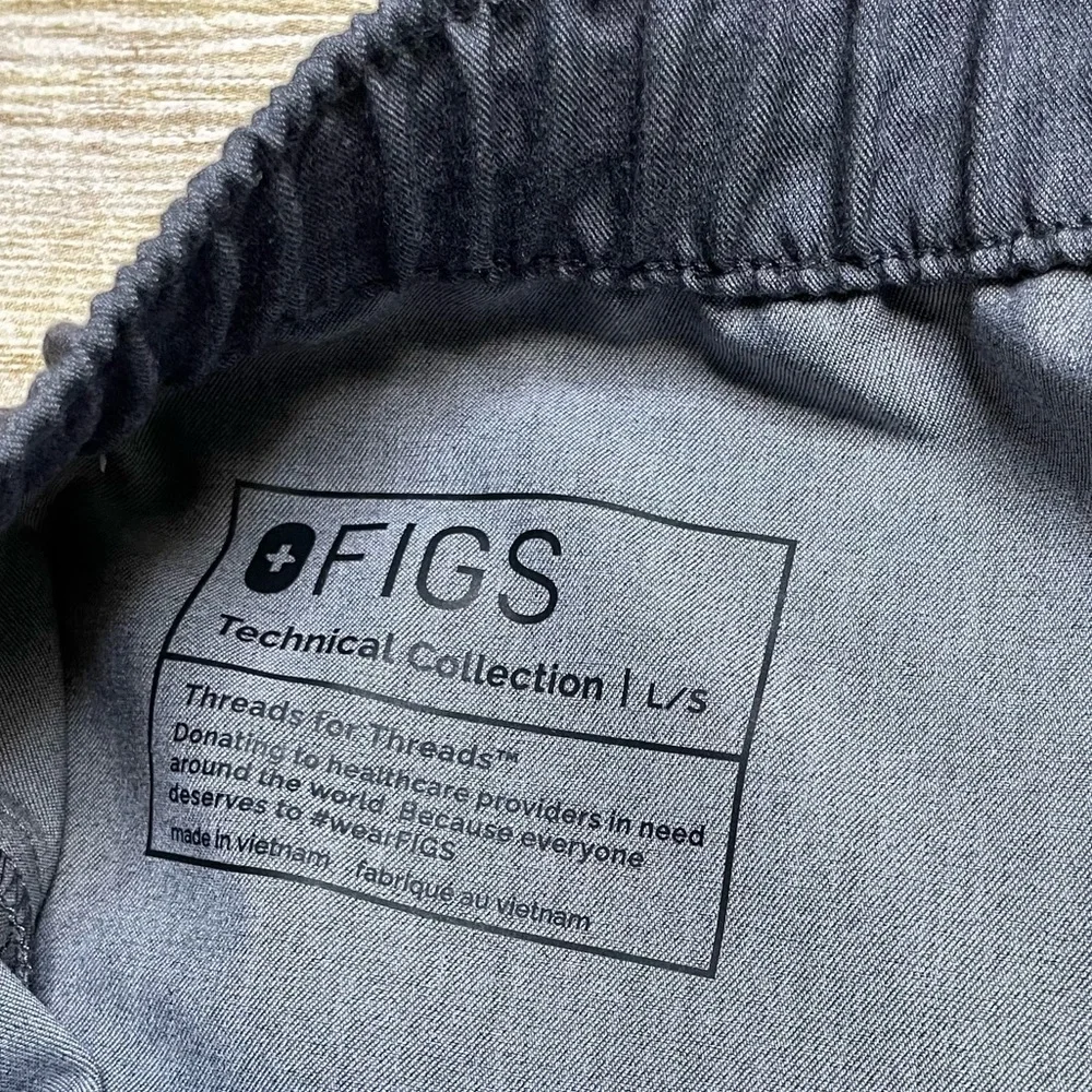 Figs Men’s Gray Tansen Joggers Scrub Pants